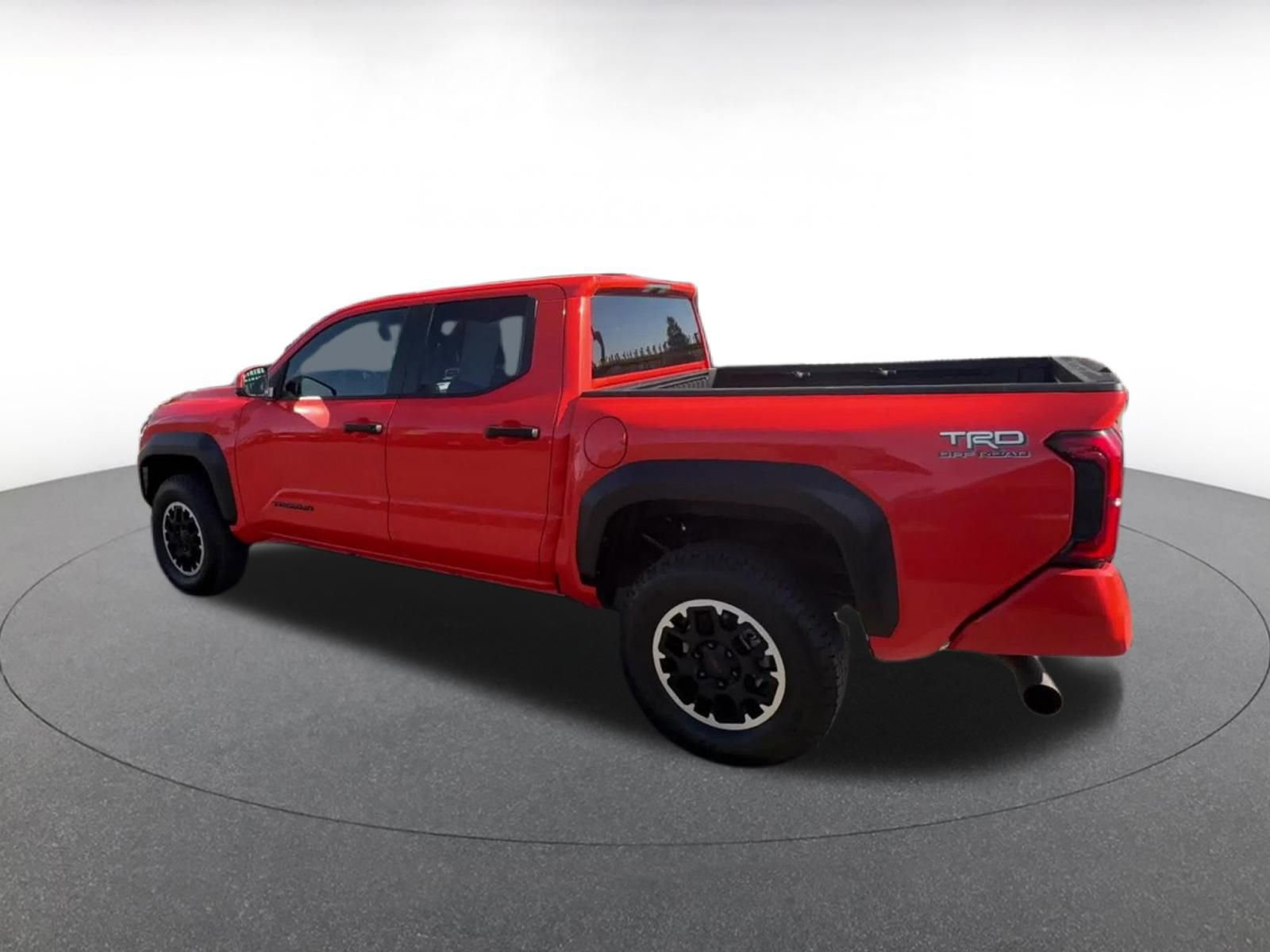 Used 2024 Toyota Tacoma TRD Off-Road AWD/4WD image 8