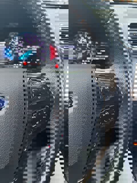 Used 2019 Ford Explorer XLT w/ Equipment Group 202A image 14