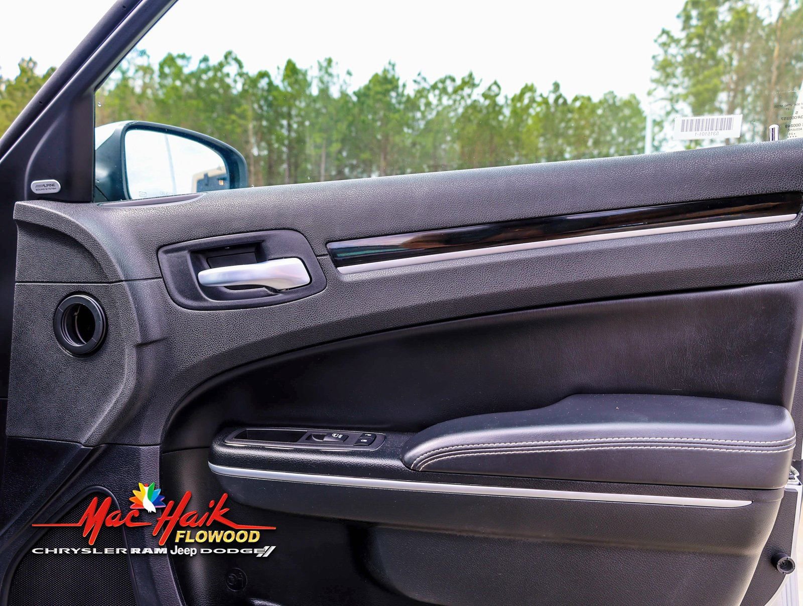 Used 2023 Chrysler 300 S image 13