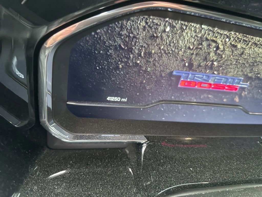 Used 2022 Chevrolet Silverado 1500 LT Trail Boss image 6