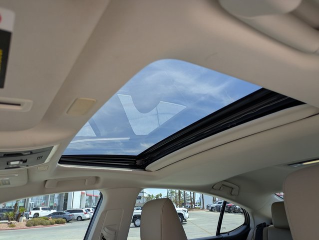 Used 2020 Lexus ES 300h FWD image 15