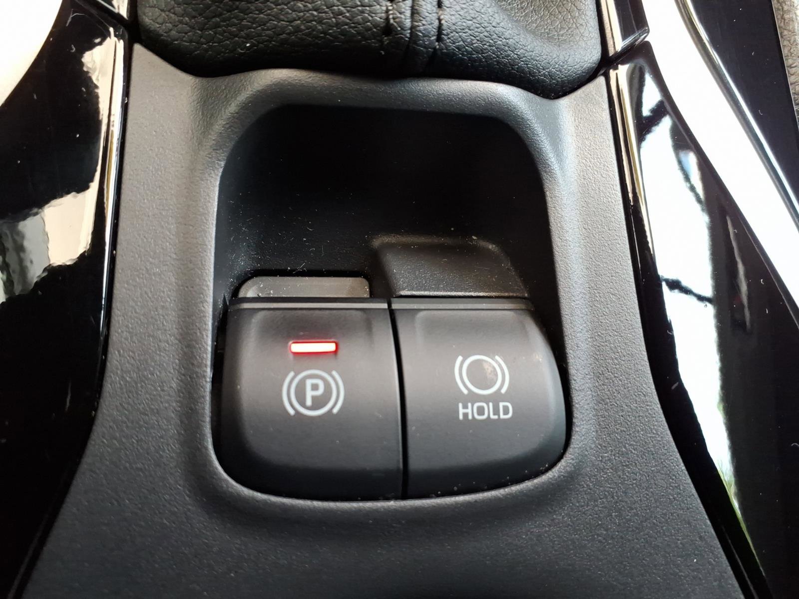 Used 2023 Toyota Corolla Cross XLE FWD image 29