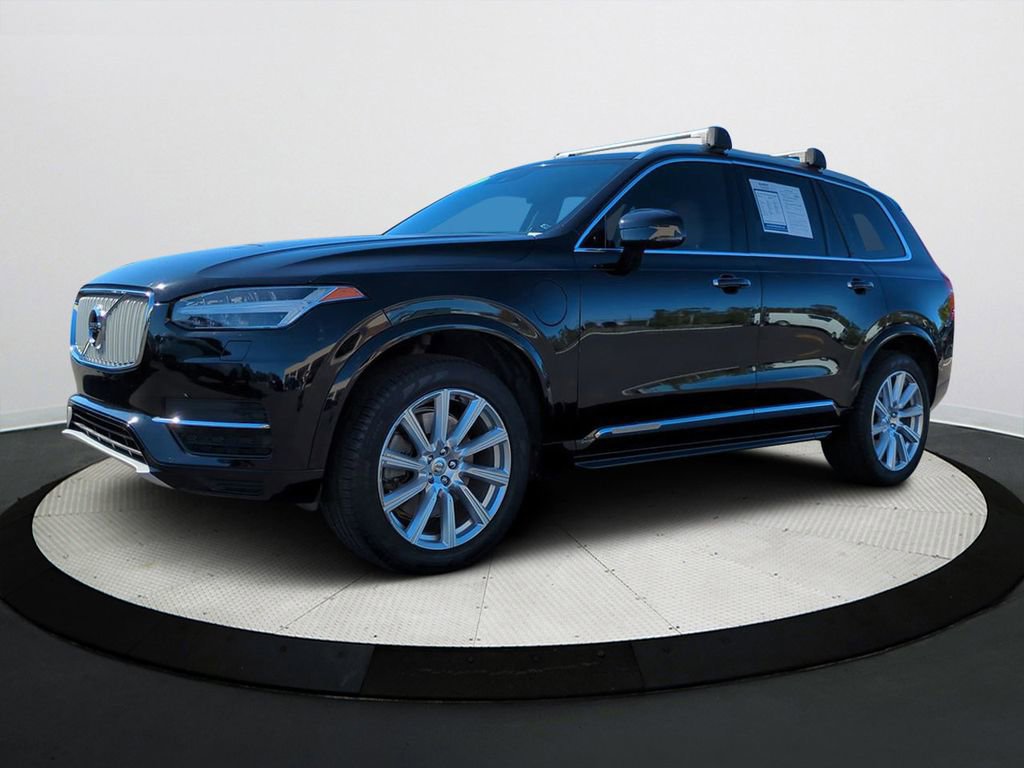 Used 2017 Volvo XC90 T8 Inscription w/ Vision Package image 8