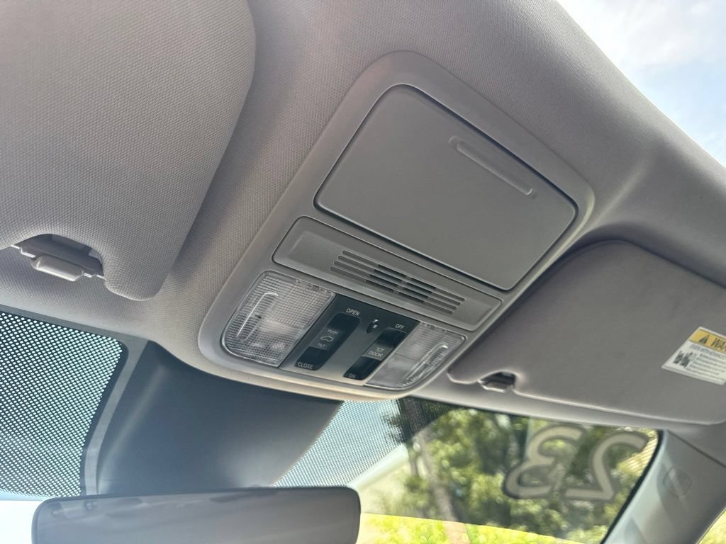 Used 2023 Honda Odyssey EX-L image 20