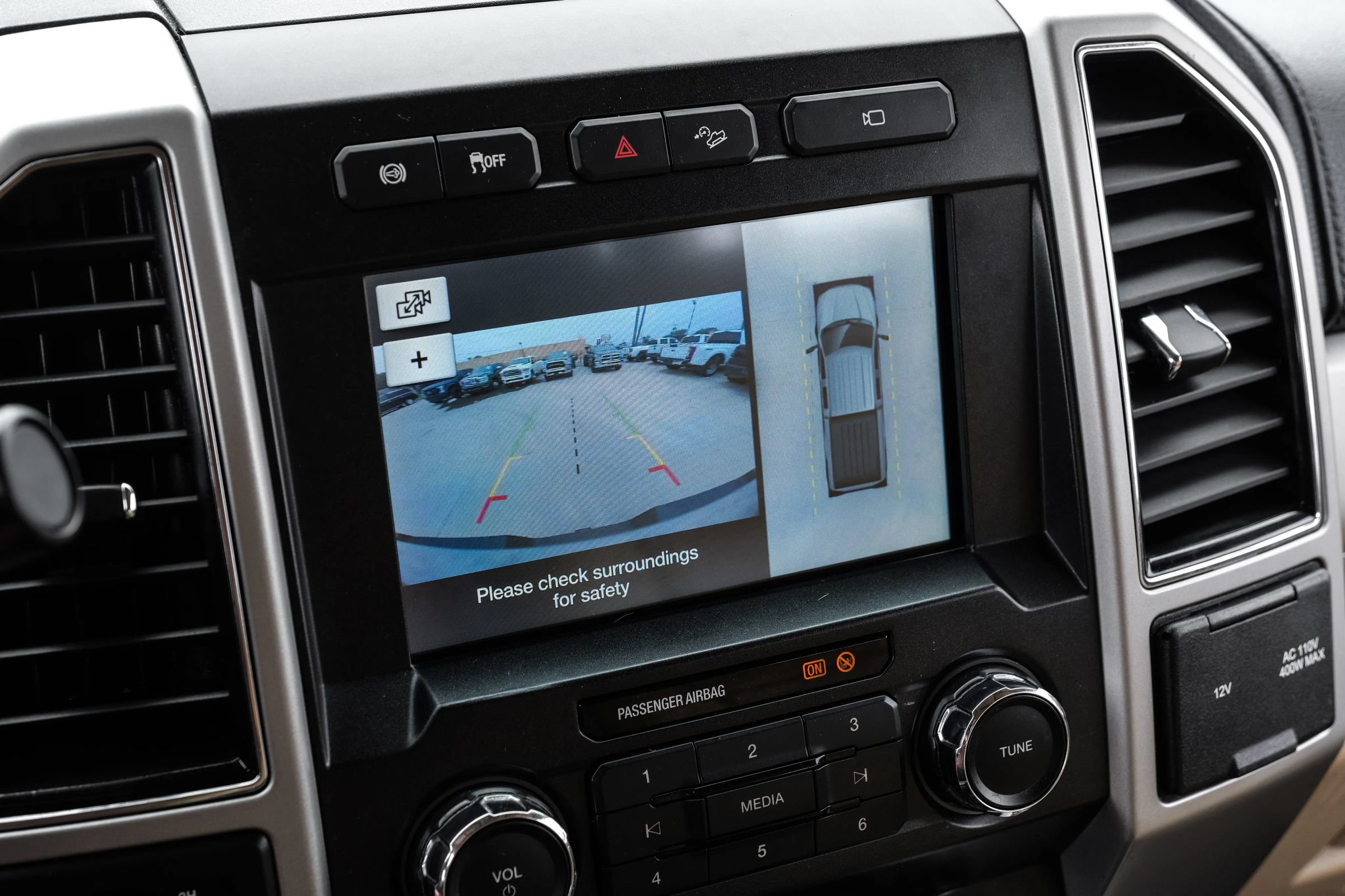Used 2019 Ford F250 Lariat w/ Chrome Package AWD/4WD image 27