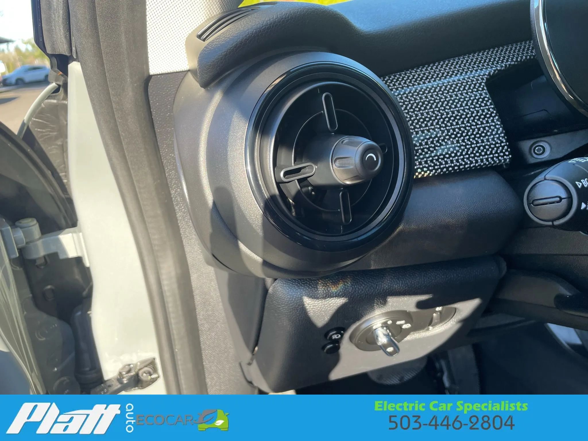 Used 2023 MINI Cooper SE image 25