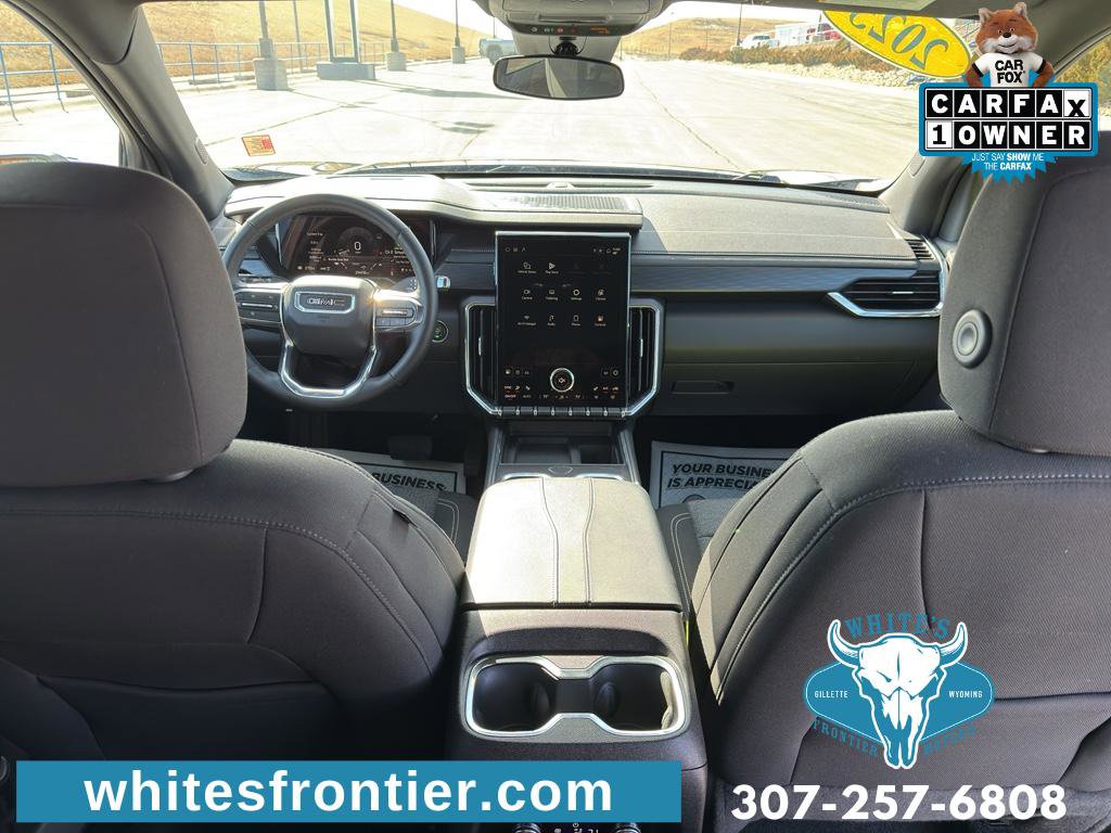 Used 2025 GMC Acadia Elevation image 14