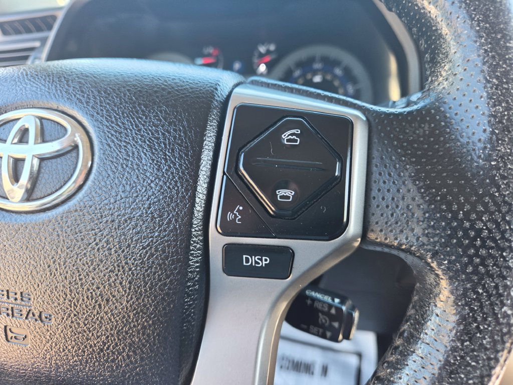 Used 2014 Toyota 4Runner Limited AWD/4WD image 12