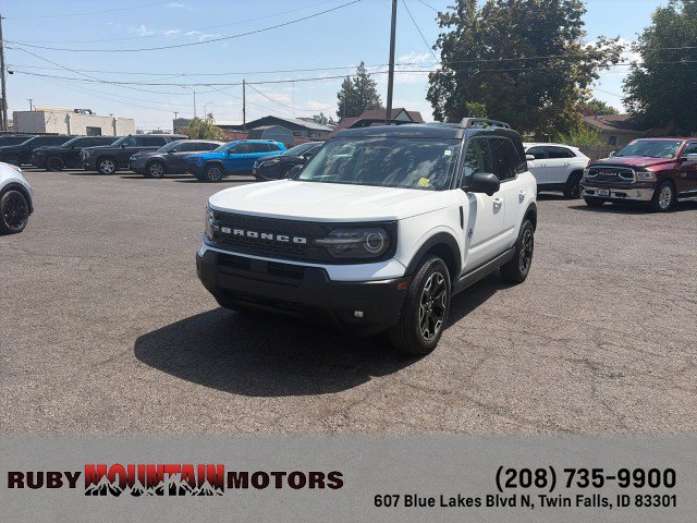 Used 2025 Ford Bronco Sport Outer Banks w/ Outer Banks Tech Package+ AWD/4WD image 3