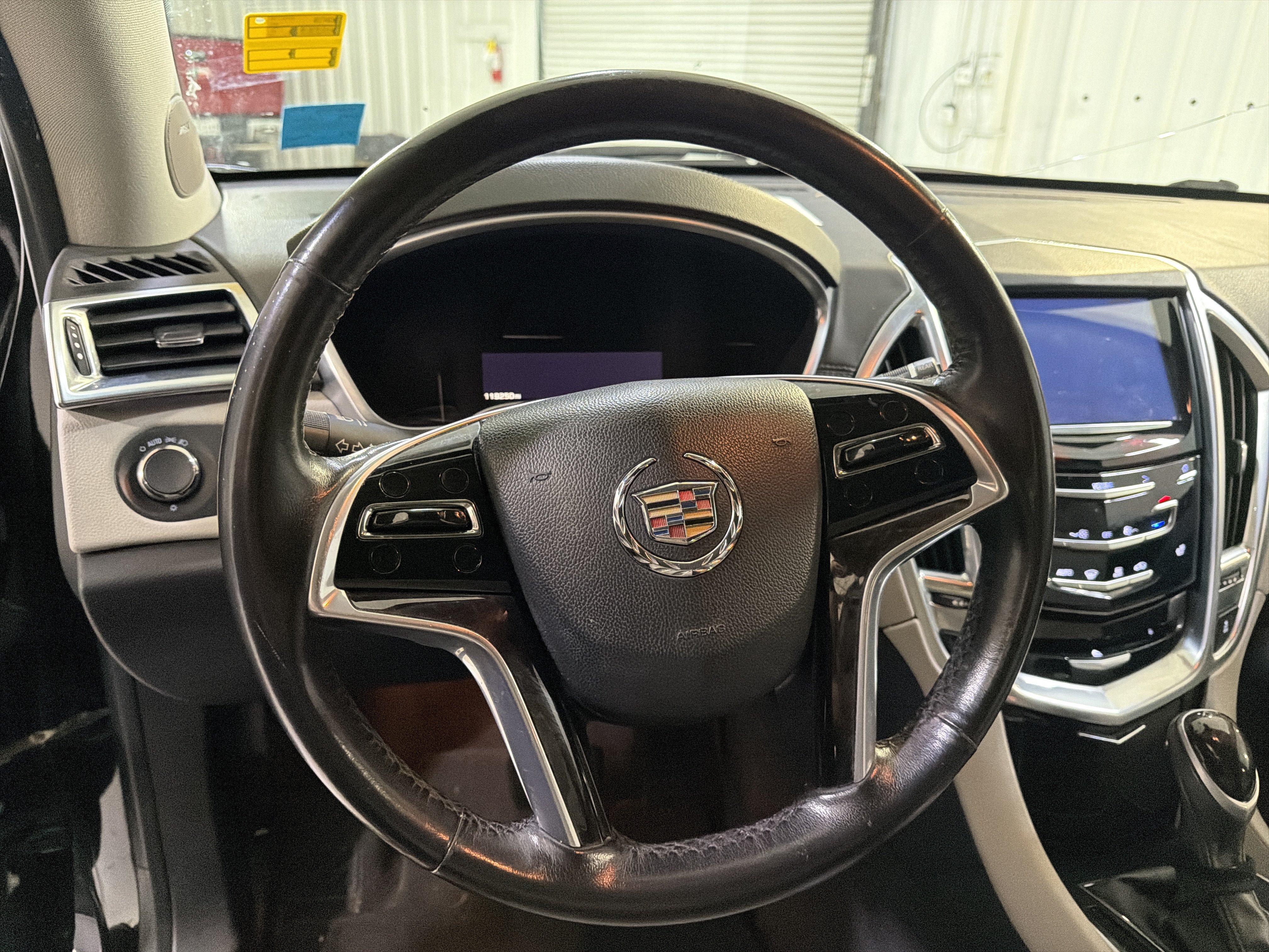 Used 2014 Cadillac SRX Luxury w/ Driver Awareness Package FWD image 14