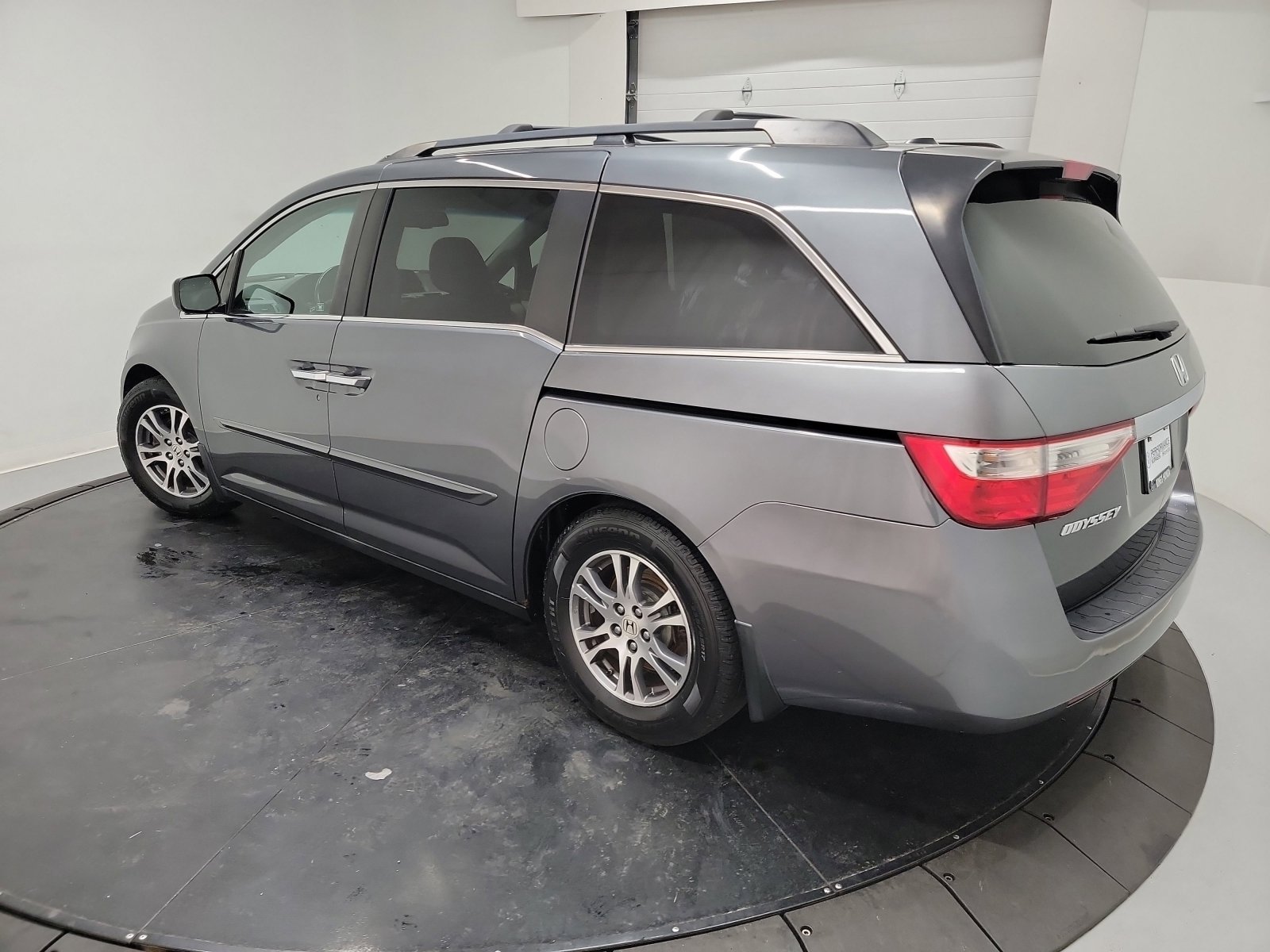 Used 2011 Honda Odyssey EX-L image 6