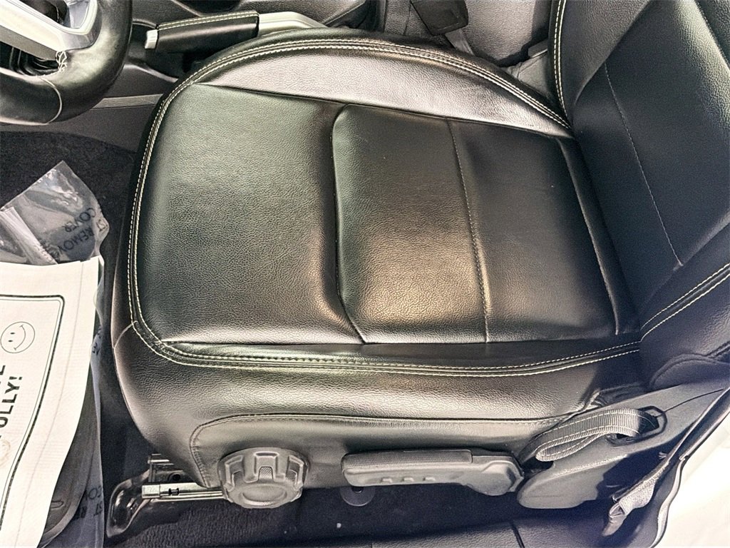 Used 2021 Jeep Wrangler Unlimited Sahara w/ Uconnect 4C Nav & Sound Group image 19