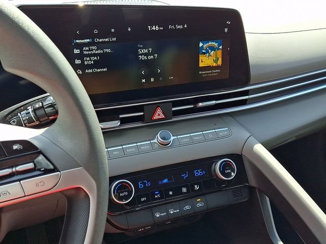Used 2024 Hyundai Elantra SEL FWD image 20