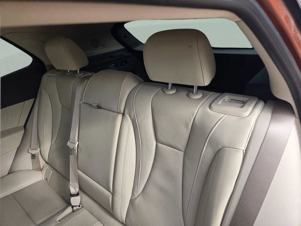 Used 2021 Buick Envision Essence w/ Technology Package I image 34