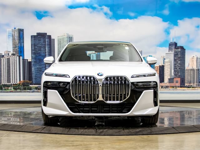 Used 2026 BMW 740i xDrive w/ Executive Package AWD/4WD image 3