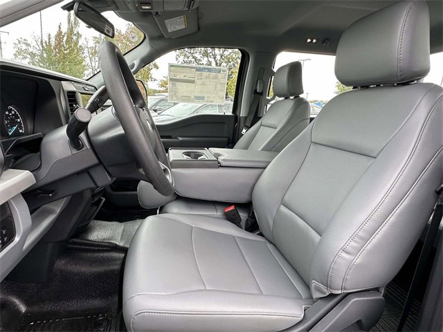 New 2026 Ford F350 XL w/ FX4 Off-Road Package image 18