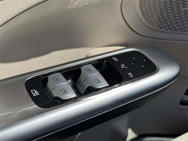 Certified 2022 Mercedes-Benz C 300 4MATIC Sedan image 17