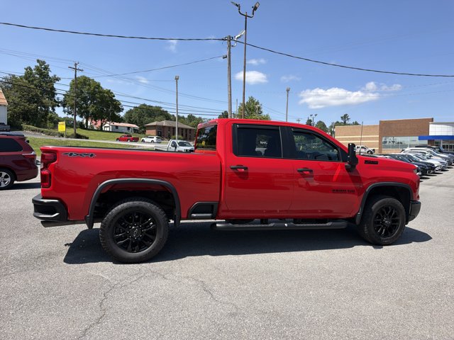 Used 2025 Chevrolet Silverado 2500 Custom w/ Custom Convenience Package AWD/4WD image 5