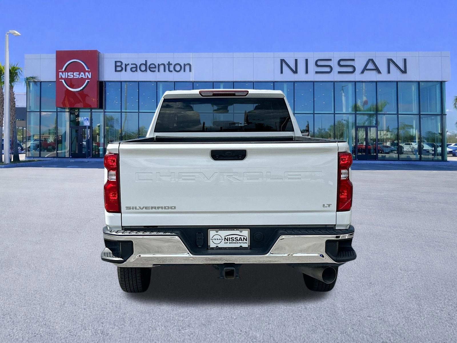 Used 2024 Chevrolet Silverado 2500 LT image 6