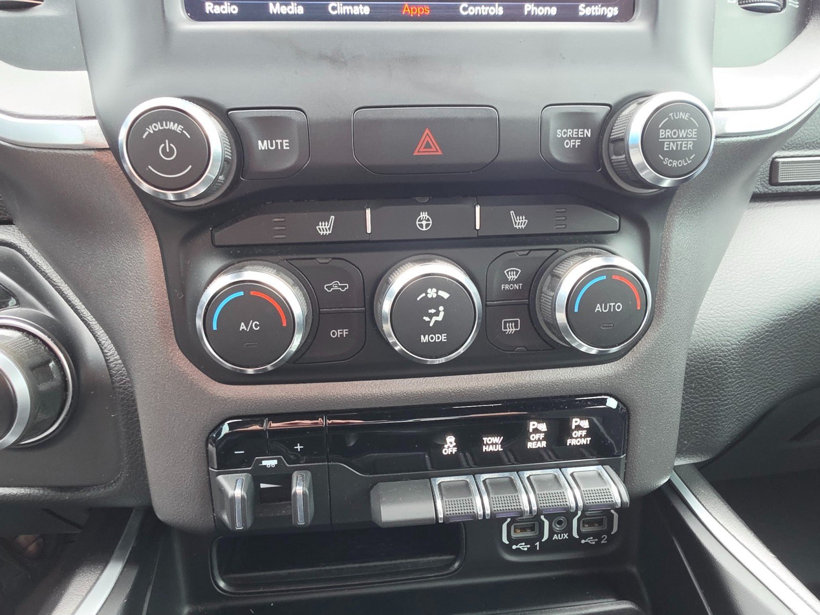 Used 2021 RAM 1500 Big Horn AWD/4WD image 44