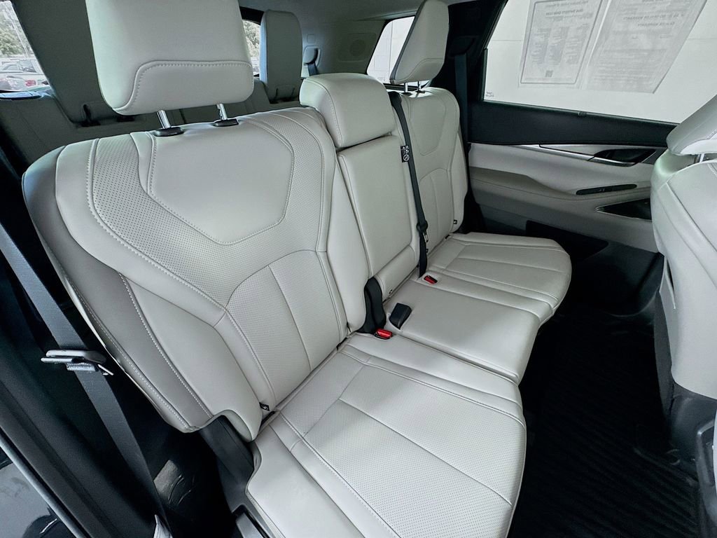 Certified 2026 INFINITI QX60 Luxe w/ Cargo Package image 30