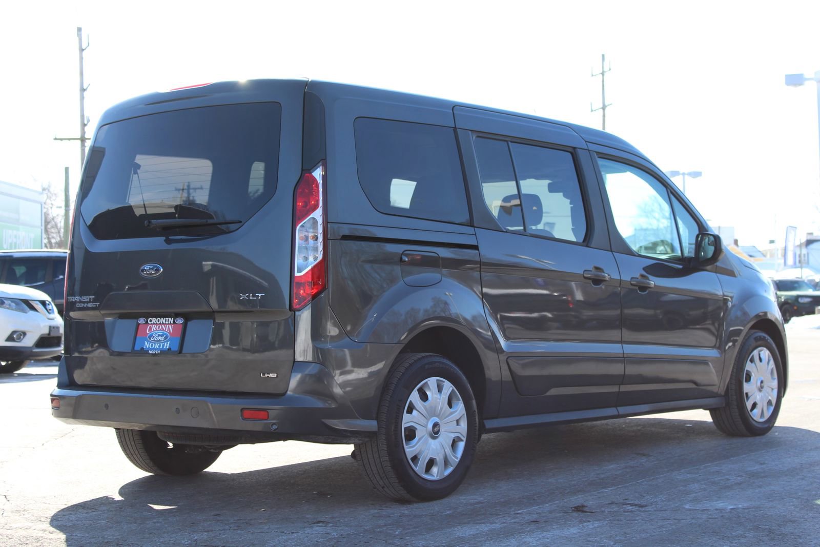 Used 2023 Ford Transit Connect XLT image 7