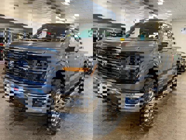 New 2025 Ford F150 XLT w/ Equipment Group 303A High image 4
