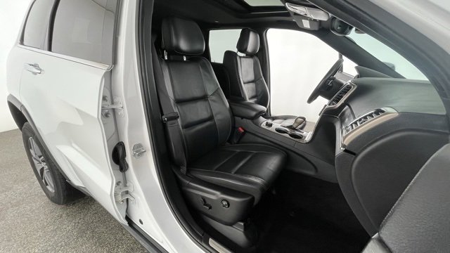 Used 2017 Jeep Grand Cherokee Limited image 48