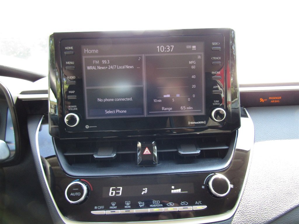 Used 2022 Toyota Corolla LE w/ Carpet Mat Package (TMS) FWD image 24
