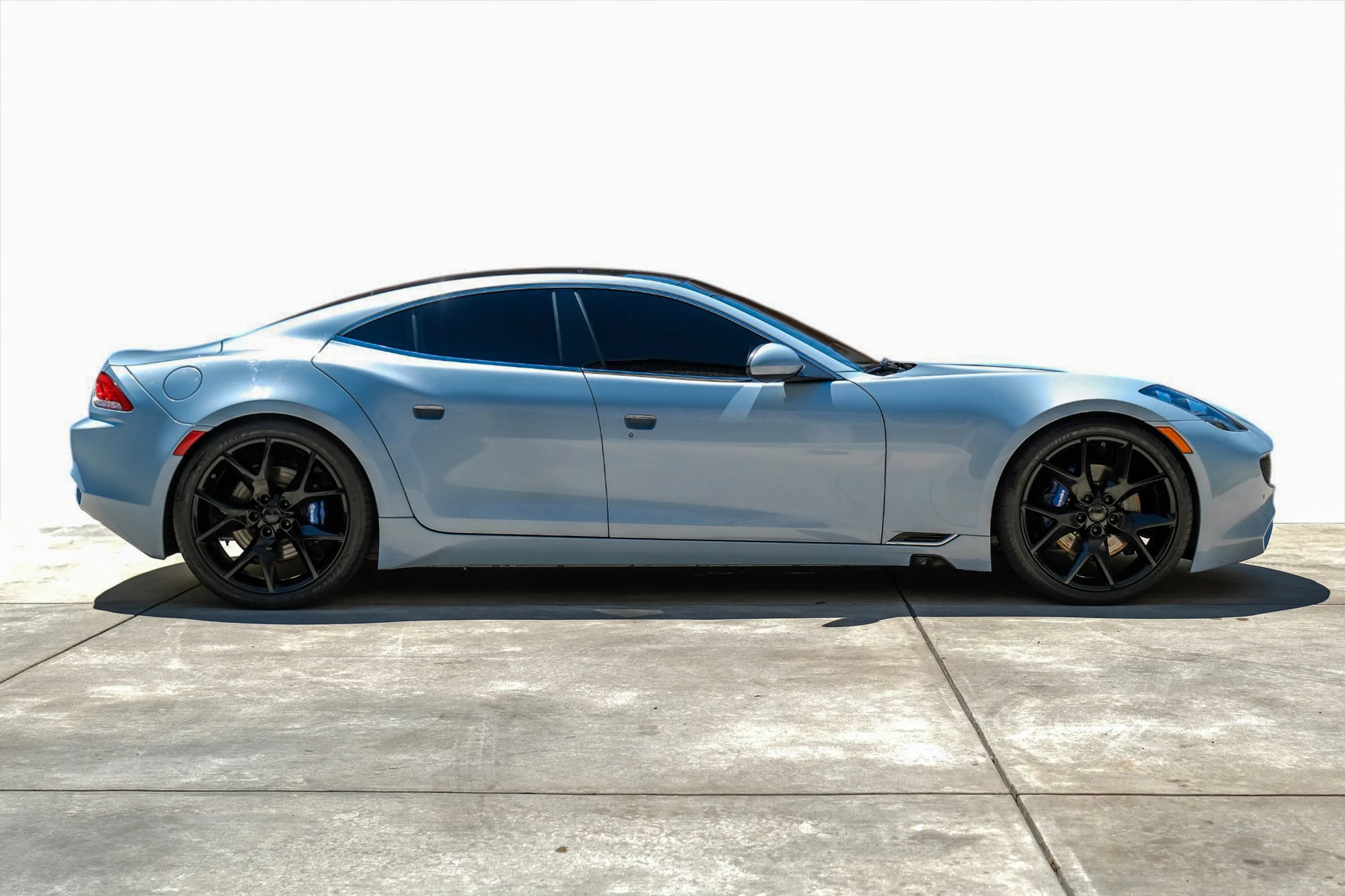 Used 2018 Karma Revero Luxury RWD image 7