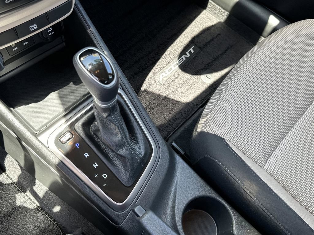 Used 2021 Hyundai Accent SE FWD image 21