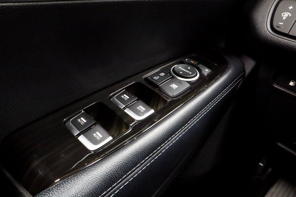 Used 2019 Kia Sorento LX image 24