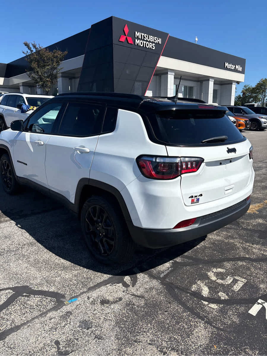 Used 2022 Jeep Compass Latitude w/ Convenience Group AWD/4WD image 24