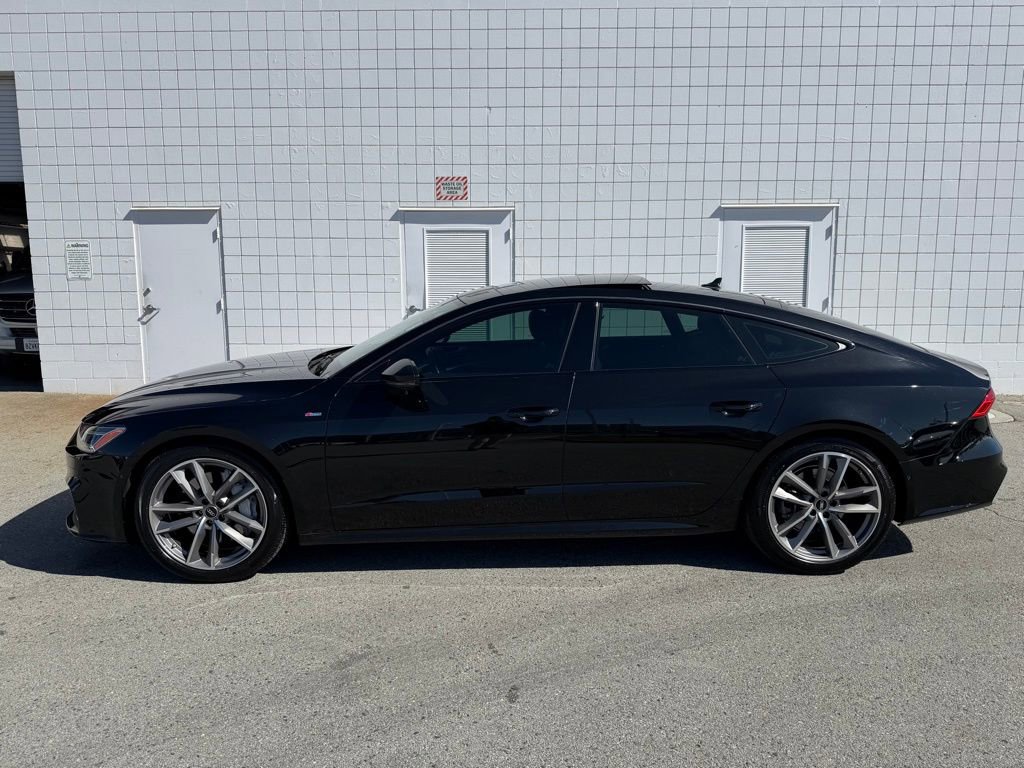 Used 2023 Audi A7 3.0T Premium w/ Convenience Package image 3