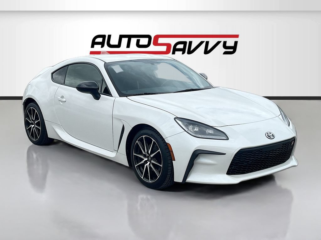 Used 2024 Toyota GR86 Premium w/ Performance Package RWD image 1