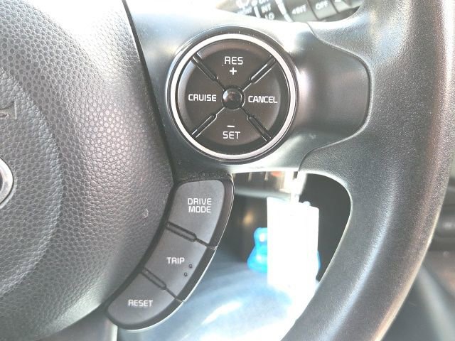 Used 2018 Kia Soul FWD image 34