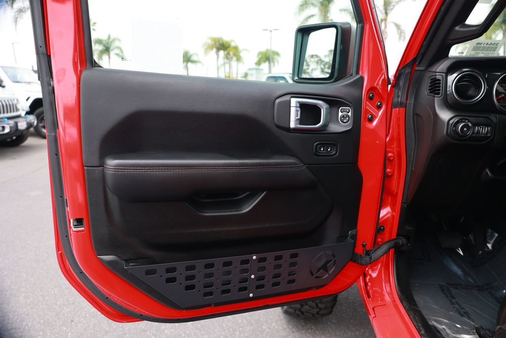 Used 2022 Jeep Wrangler Unlimited Rubicon w/ Xtreme Recon 35" Tire Package AWD/4WD image 20