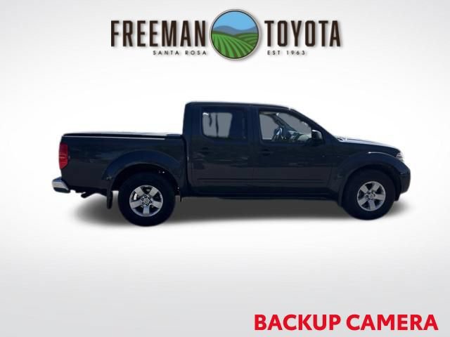 Used 2013 Nissan Frontier SV w/ SV Value Truck Pkg RWD image 4