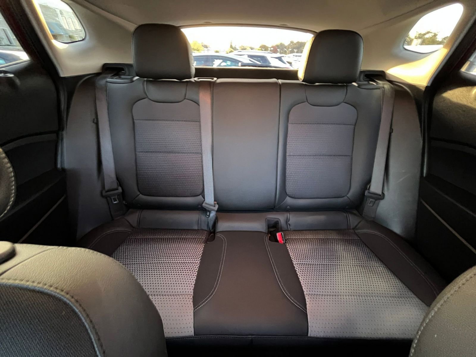 Used 2025 Chevrolet Trax LT w/ LT Convenience Package image 36