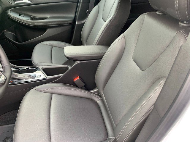 Certified 2024 Buick Encore GX Sport Touring image 17
