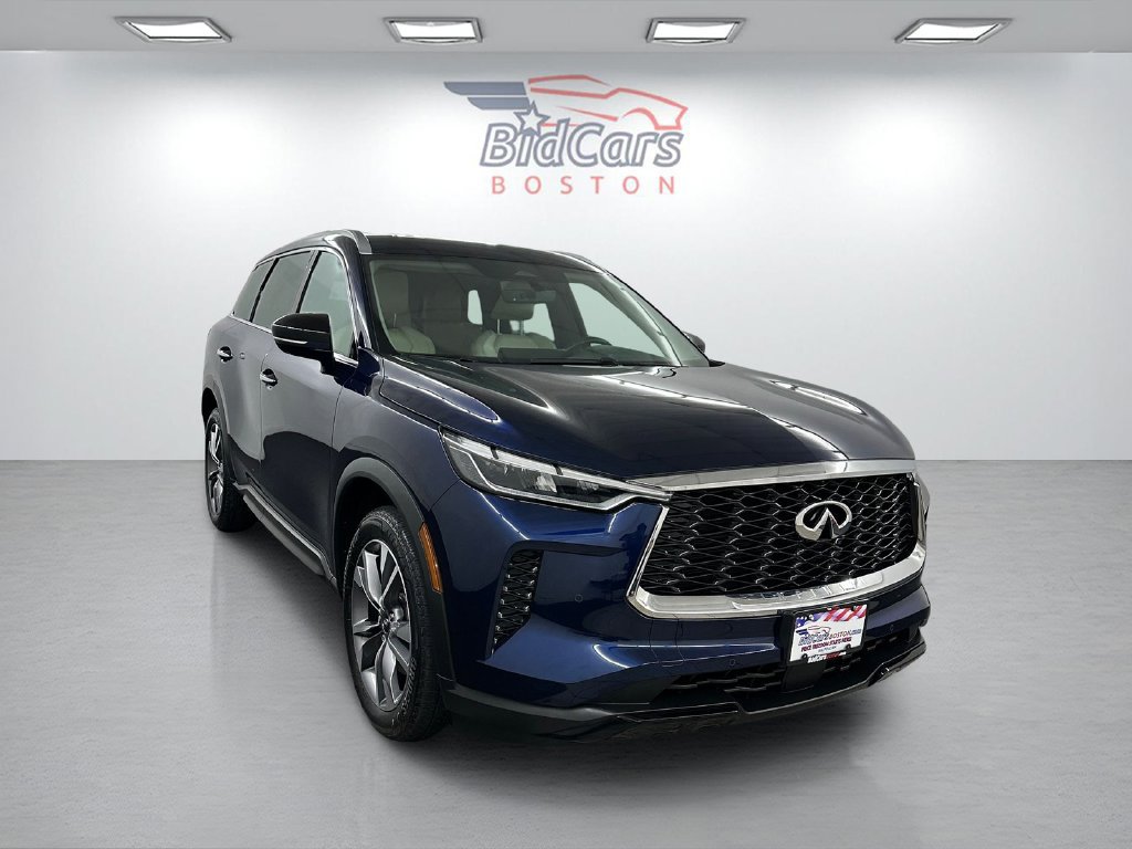 Used 2024 INFINITI QX60 Luxe AWD/4WD image 3