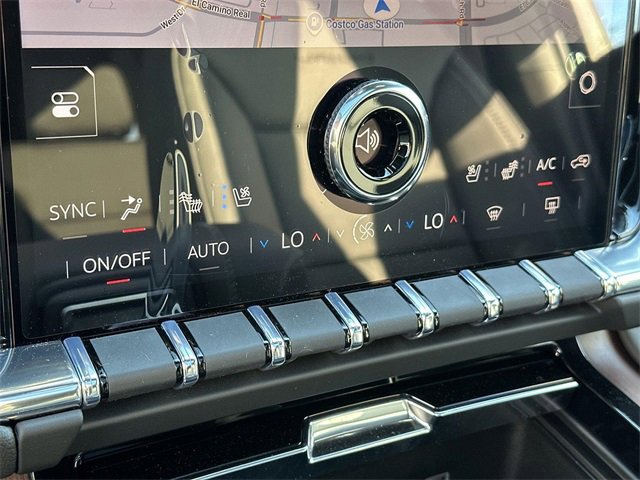New 2026 GMC Yukon XL Denali w/ Denali Reserve Package image 13