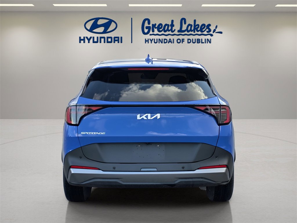 Used 2026 Kia Sportage EX image 4
