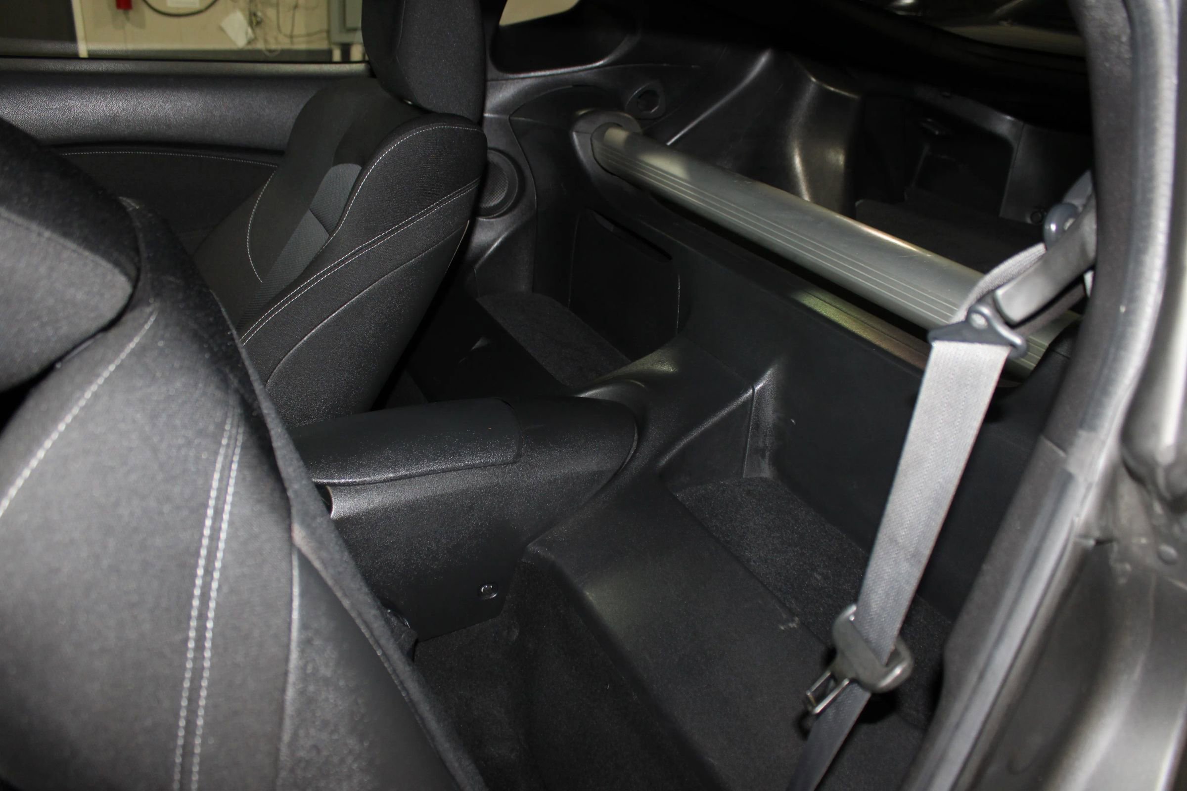 Used 2012 Nissan 370Z Coupe w/ Sport Pkg RWD image 23
