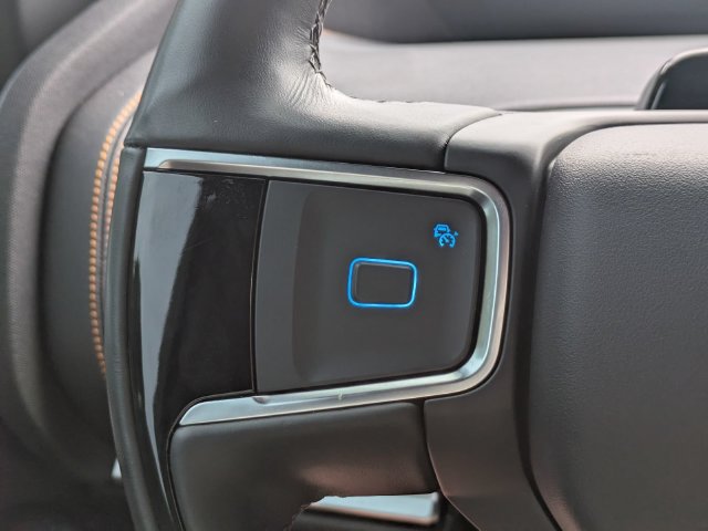 Used 2025 Ford Expedition Tremor AWD/4WD image 31