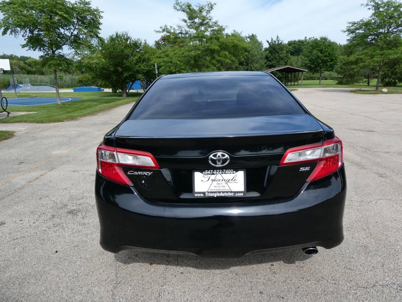Used 2012 Toyota Camry SE FWD image 6