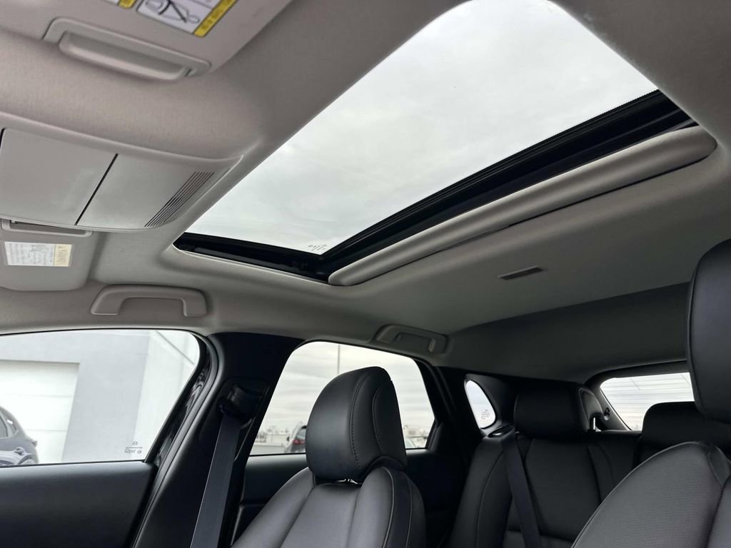 Used 2023 MAZDA CX-30 AWD 2.5 S w/ Premium Package image 29