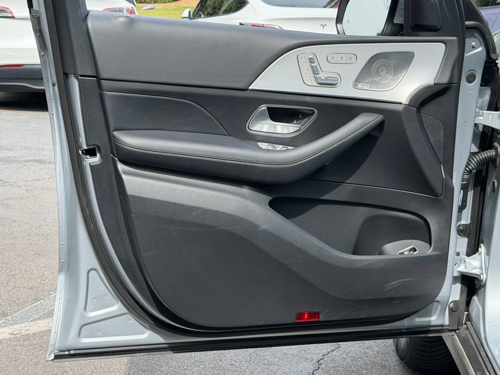 Used 2025 Mercedes-Benz GLE 350 4MATIC image 25