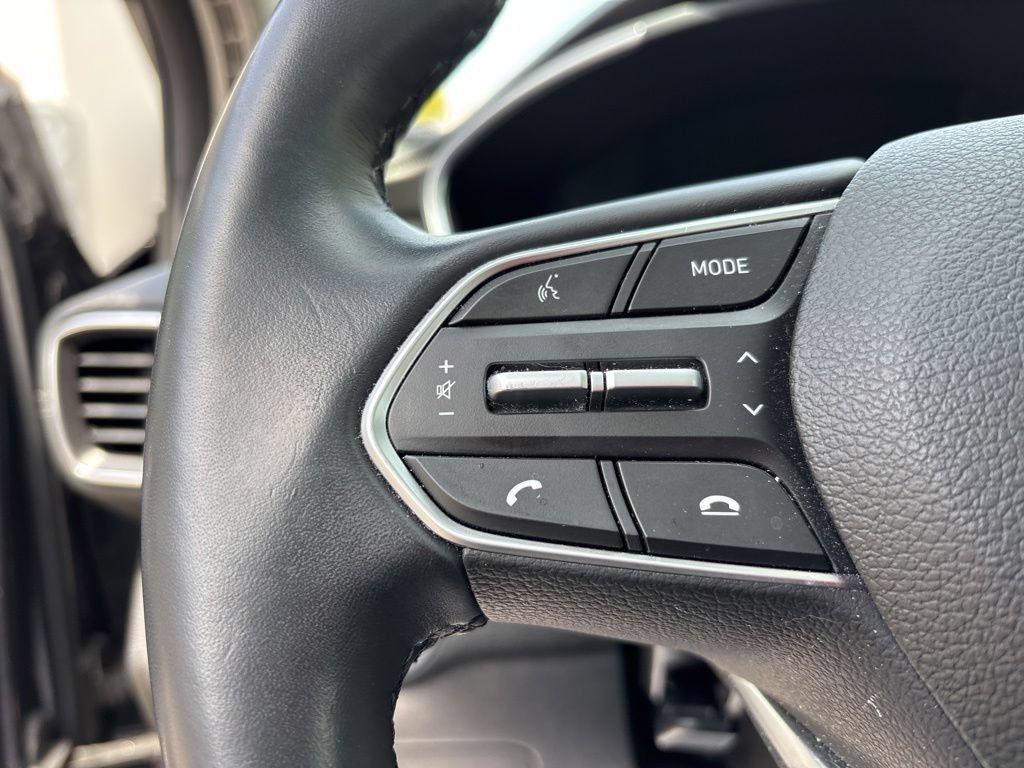 Used 2020 Hyundai Santa Fe Limited AWD/4WD image 22