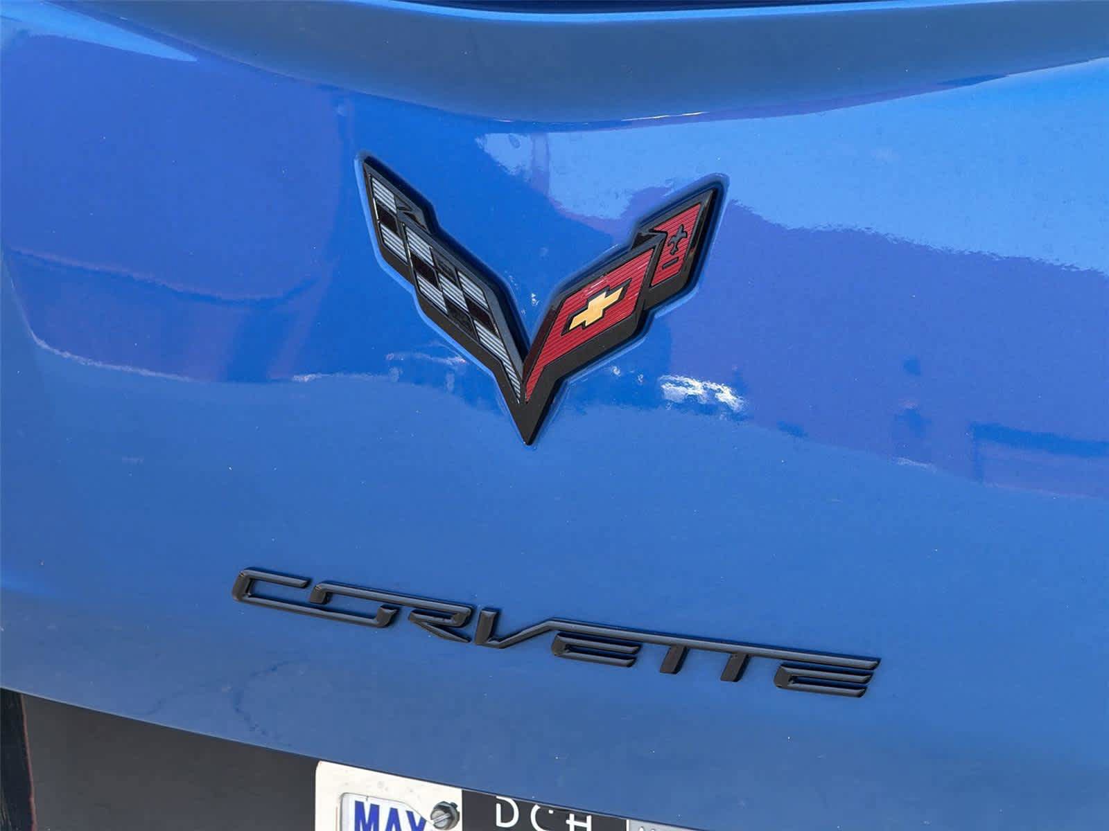 Used 2016 Chevrolet Corvette Stingray Coupe w/ 2LT Preferred Equipment Group RWD image 8
